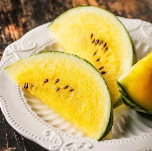 瓜瓜吃瓜梗概,揭秘娱乐圈的甜蜜与苦涩